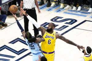 Lakers: LeBron admite que jugó ‘como una mierda’ en el quinto partido ante Grizzlies