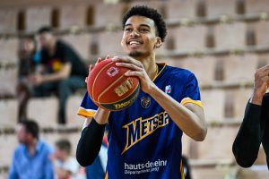 Wembanyama elige entre Michael Jordan y LeBron James