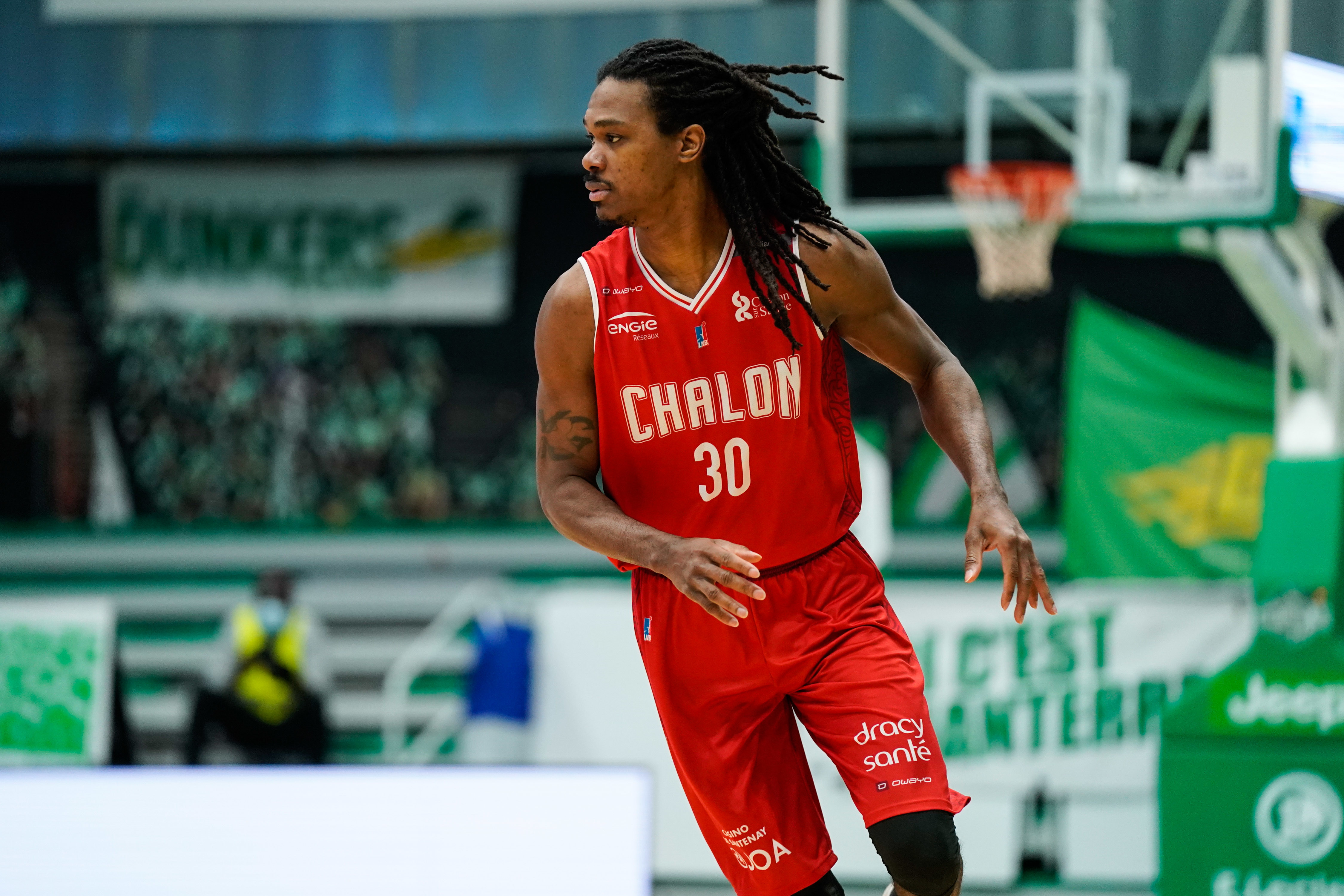 Susto médico para el ex ACB Mickaël Gelabale