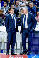 El banquillo de Efes, ¿con sabor español?