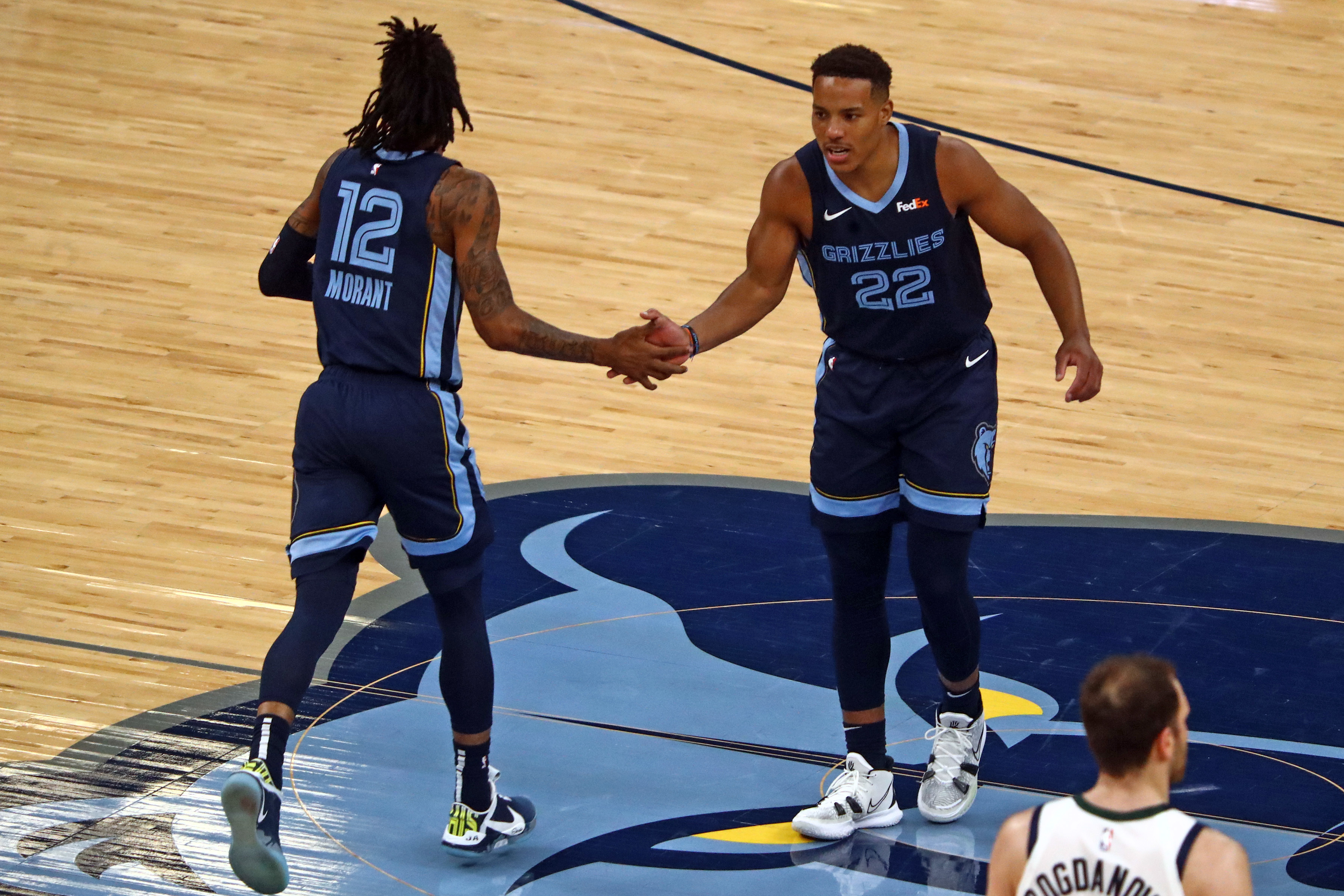 NBA Playoffs hoy: Bucks y Grizzlies al filo de la navaja