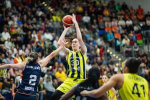 Fenerbahce alza su primera Euroliga con una Breanna Stewart antológica