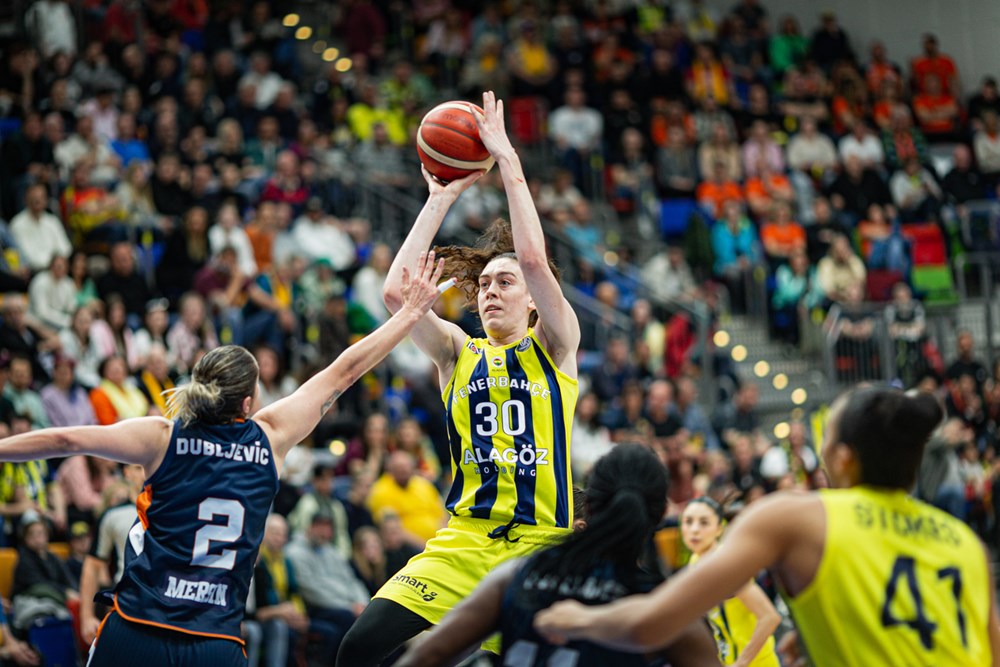 Fenerbahce alza su primera Euroliga con una Breanna Stewart antológica