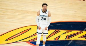 Austin Reaves sobre Dillon Books: “ridículo”