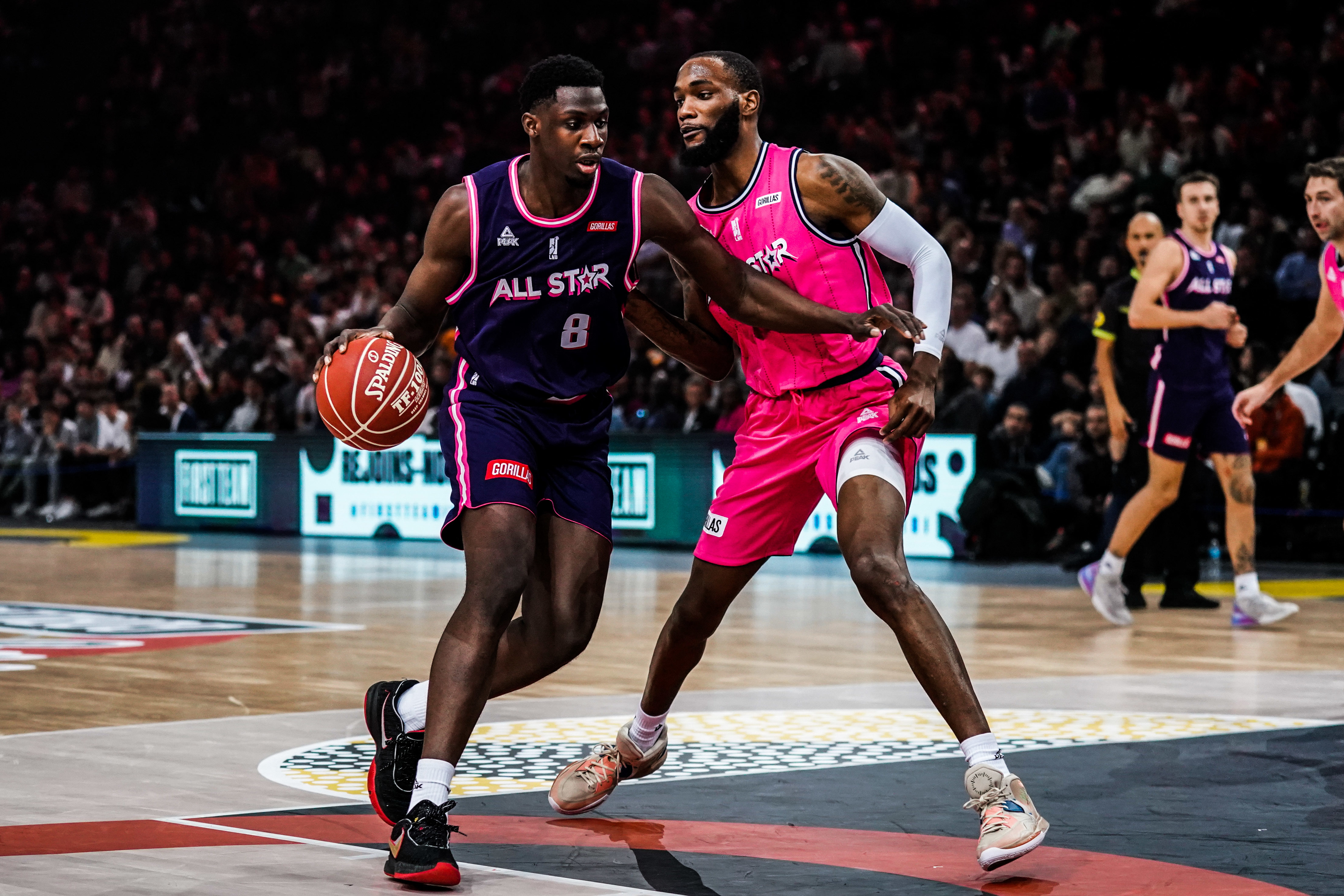 Milán parece que tiene pívot y este no pondrá rumbo a la NBA