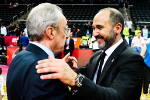 ¿Va a seguir Chus Mateo en el Real Madrid? Esto es lo que sabemos