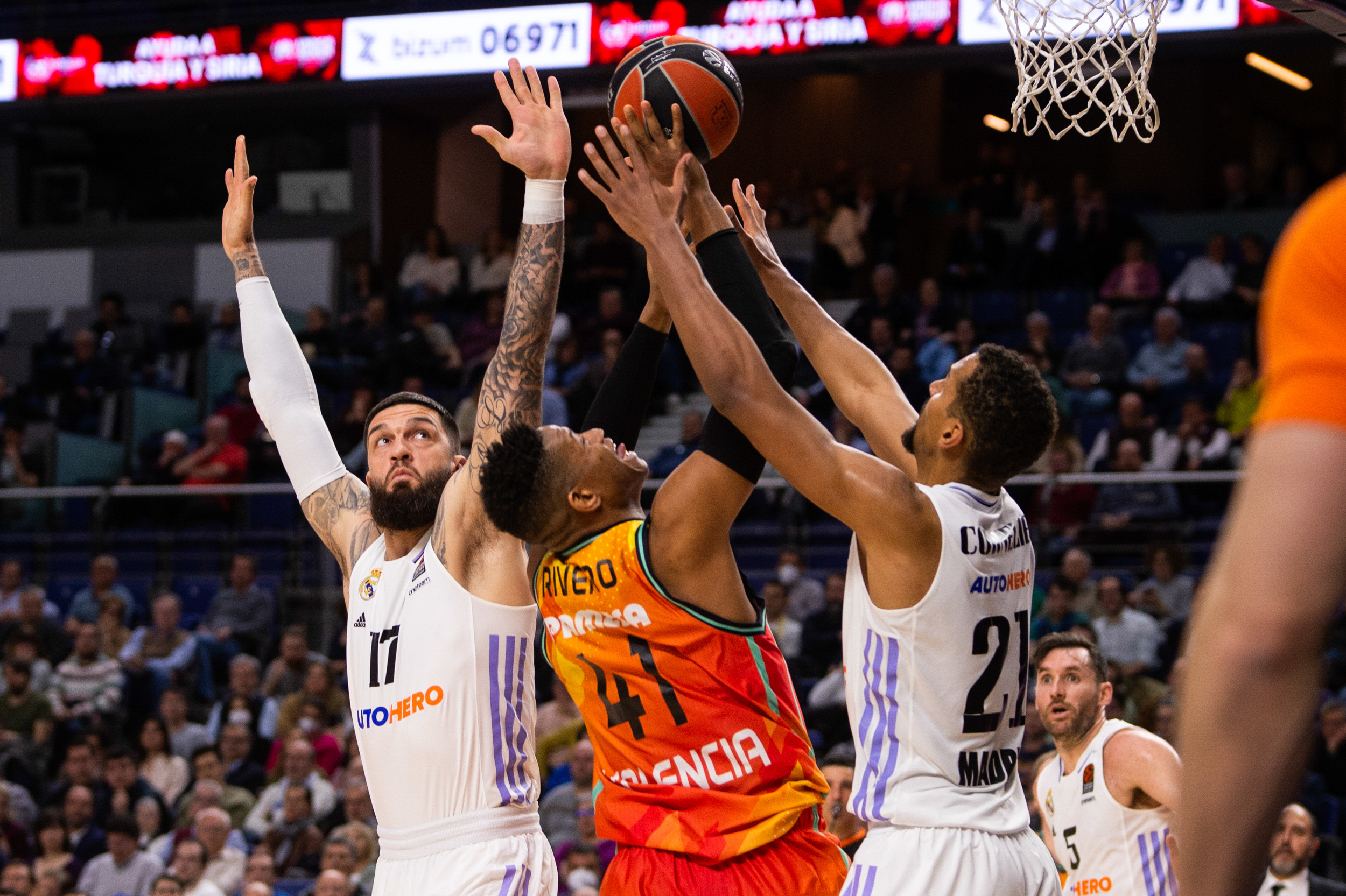 Rumores ACB: Baskonia negocia la llegada de un interior