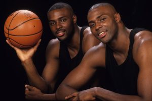 Amen y Ausar Thompson se suman a la lista de 10 gemelos que jugaron en la NBA