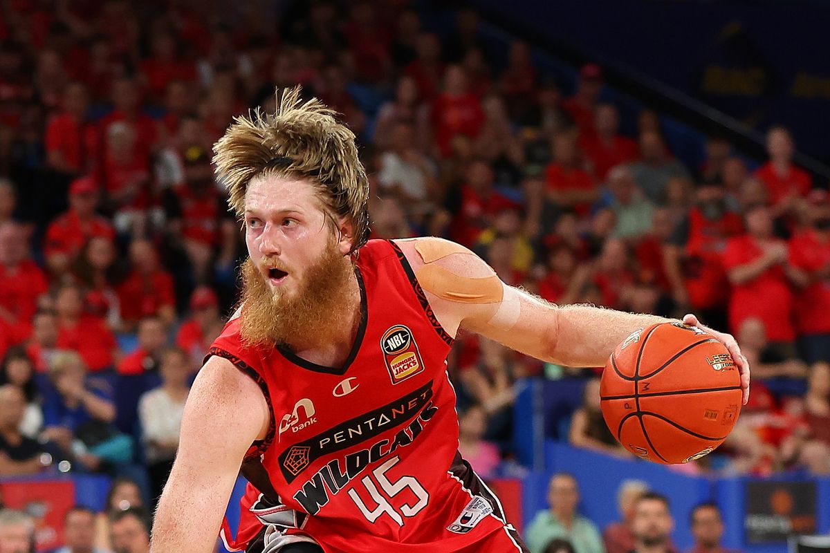 Zalgiris cerca de cerrar a un Tar Heel para la rotación interior