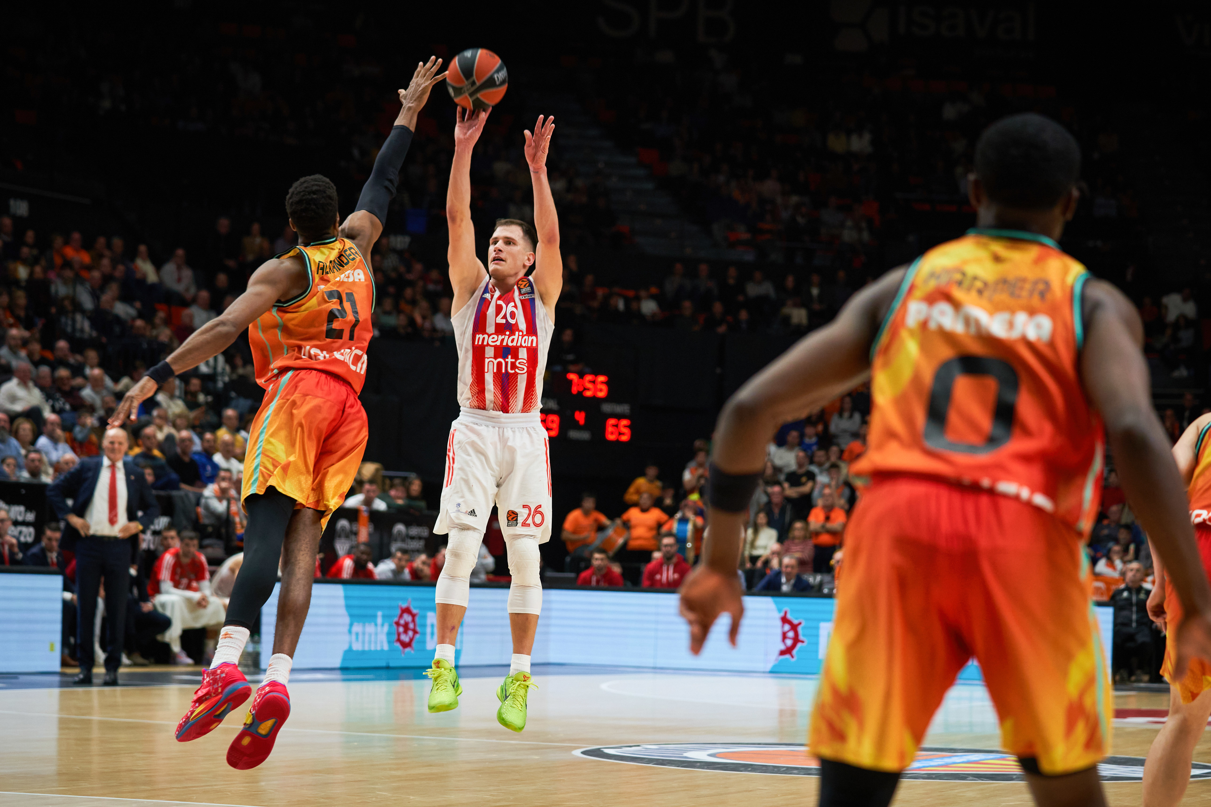 Mercado ACB: Joventut se fija en un ex Valencia Basket para cerrar su juego interior