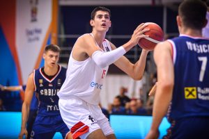 Se espera que UCLA añada a Aday Mara esta semana