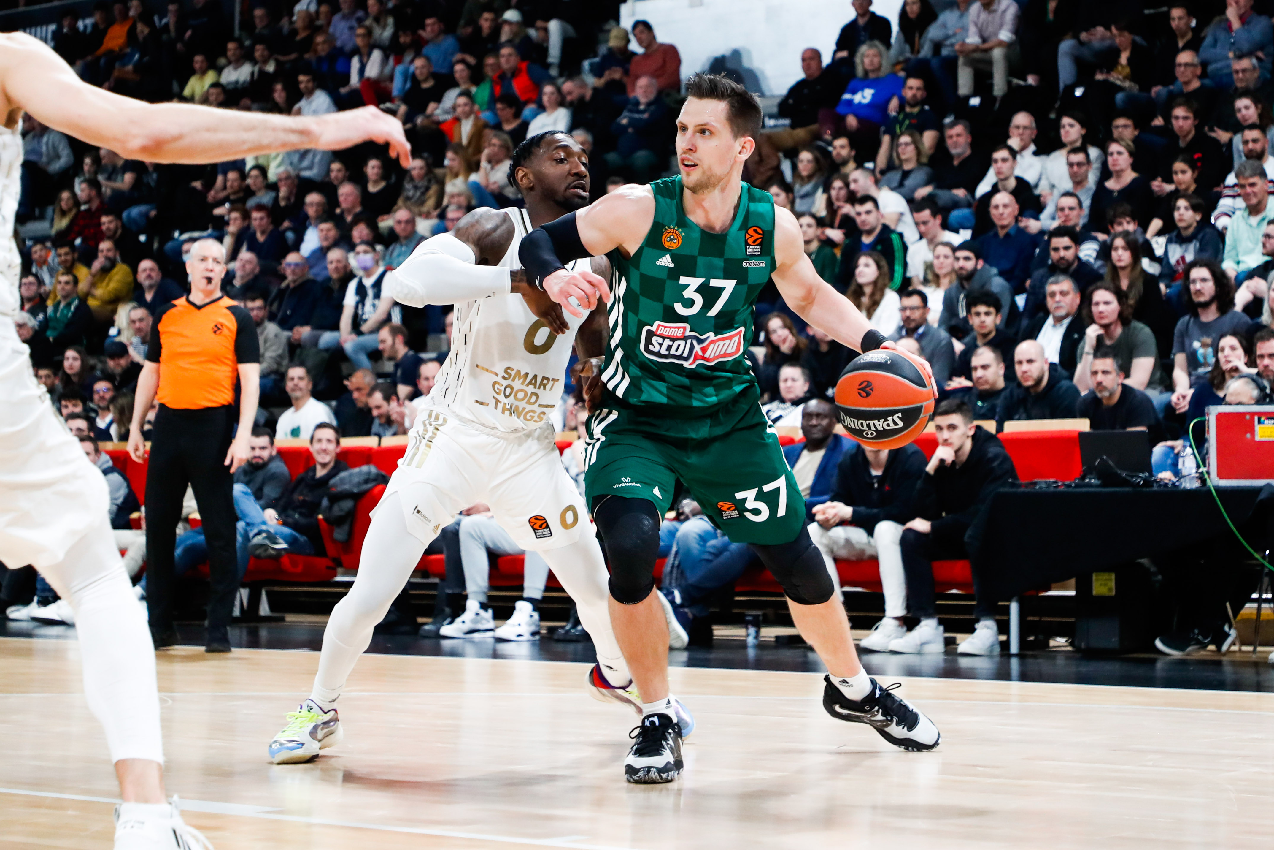 Maccabi, Partizan y Estrella Roja tientan al mismo jugador, pero se lo lleva Partizan