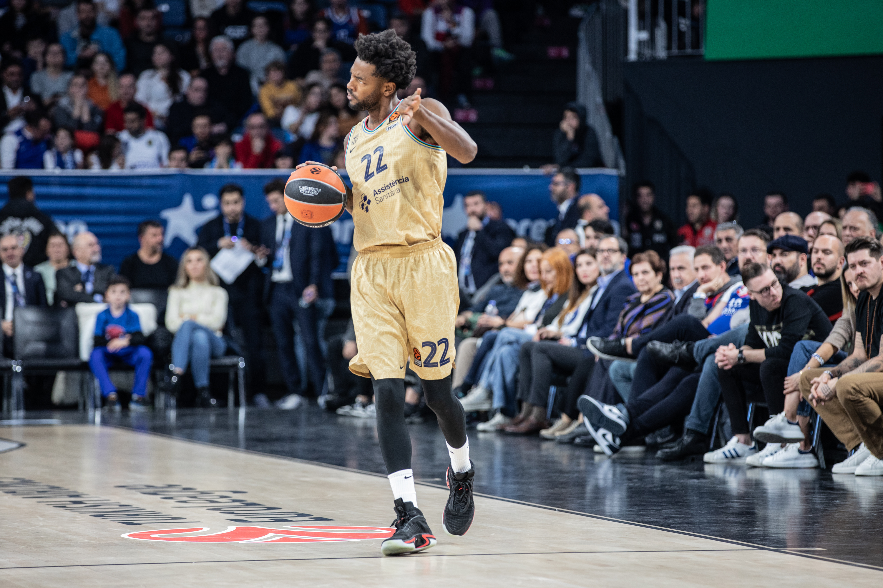 Dudas en Can Barça. Higgins podría continuar el curso próximo