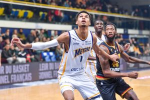 Partizán pone la mirada en un base histórico y se queda sin Hall