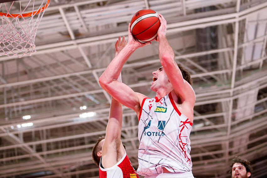 La pintura de Valencia Basket hablará italiano con acento yanki