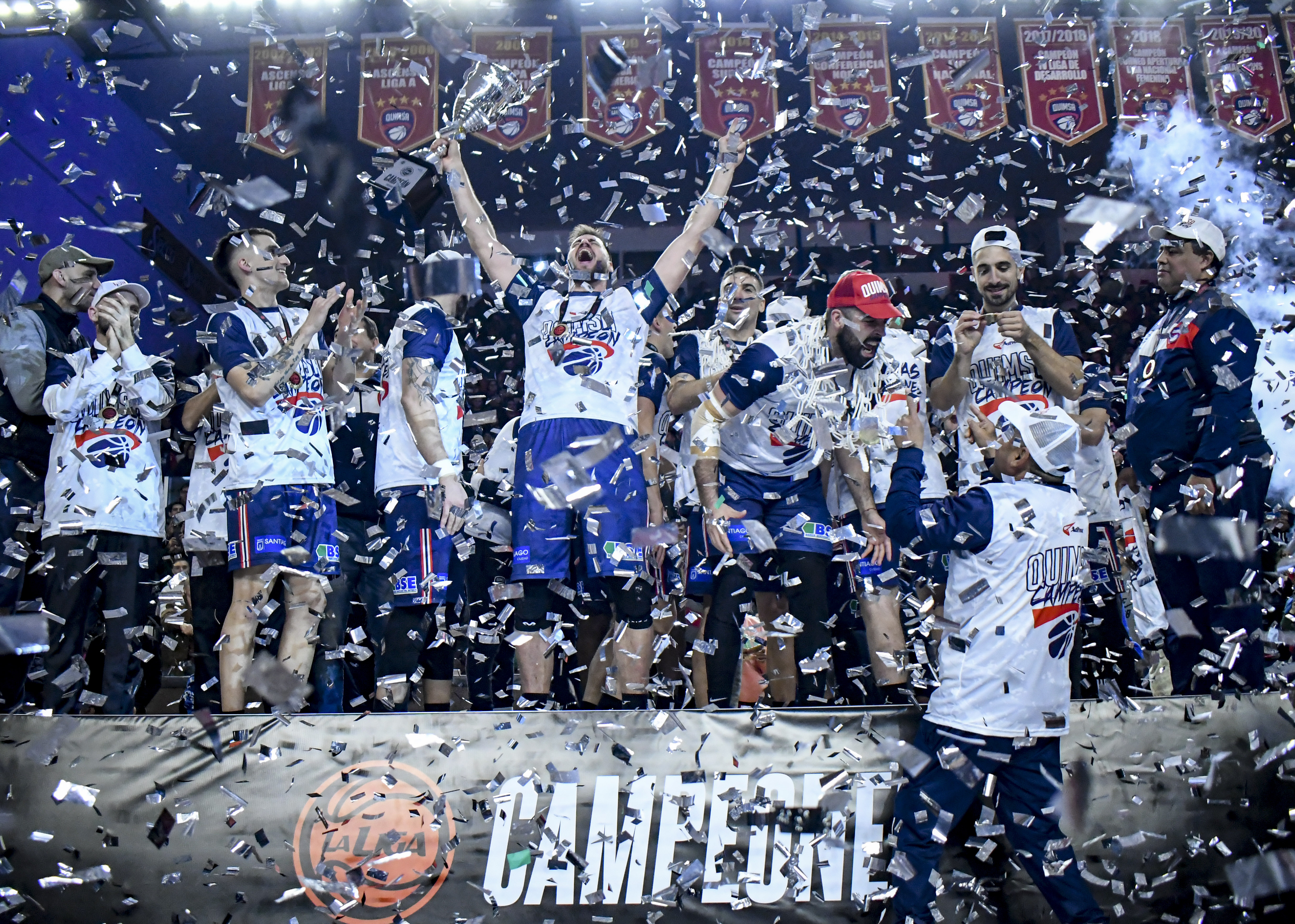 ¿Qué pasa con los sueldos en la Liga Nacional de Básquet Argentina?