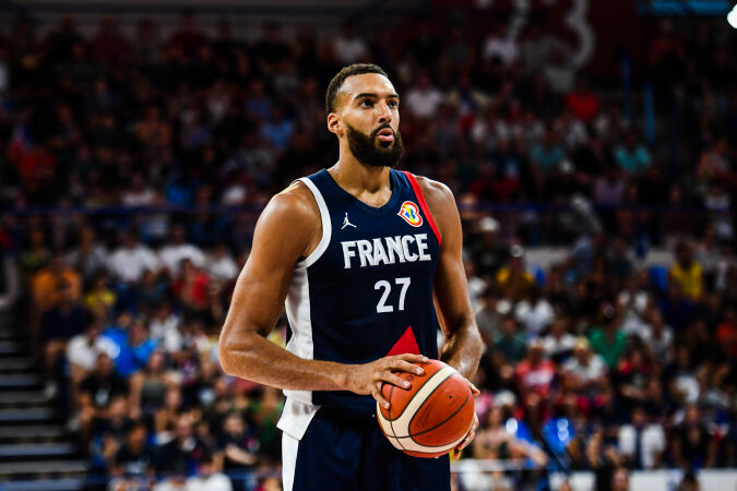 Sí, Rudy Gobert ha metido el primer triple de su vida