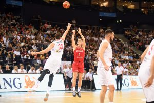 Fichajes Euroliga: Anadolu Efes ya tiene sustituto para Ozdemiroglou