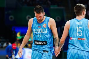 Canadá – Eslovenia: Shai pasa por encima de un Doncic expulsado