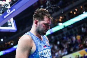 Posible lesión de Luka Doncic: “estará jugando con dolor por un tiempo”