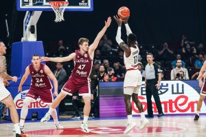 Alemania vs Letonia: Victoria germana a pesar de un anulado Schröder