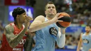 Problemas en Breogán: salida de un jugador y evalúan a Polite