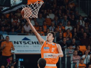 La actuación de MVP de Juan Núñez que vale una victoria de nivel para Ulm