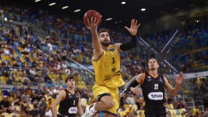 Dramas, fiestas y regresos: La jornada europea de los españoles en 5 claves