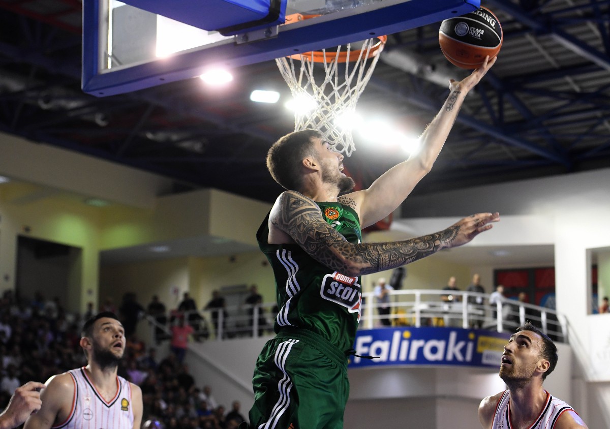 Juancho Hernangómez no evita la humillante derrota del Panathinaikos