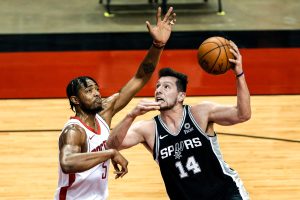 Caboclo planta a Venecia y jugará el tour NBA. Te explicamos con quién