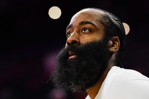 Sigue la novela de James Harden: un entrenador lo rechazó por una curiosa razón