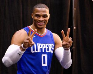 Westbrook se gasta 1.200 euros en cada uno de sus compañeros