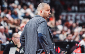OFICIAL: El primer entrenador Euroliga despedido