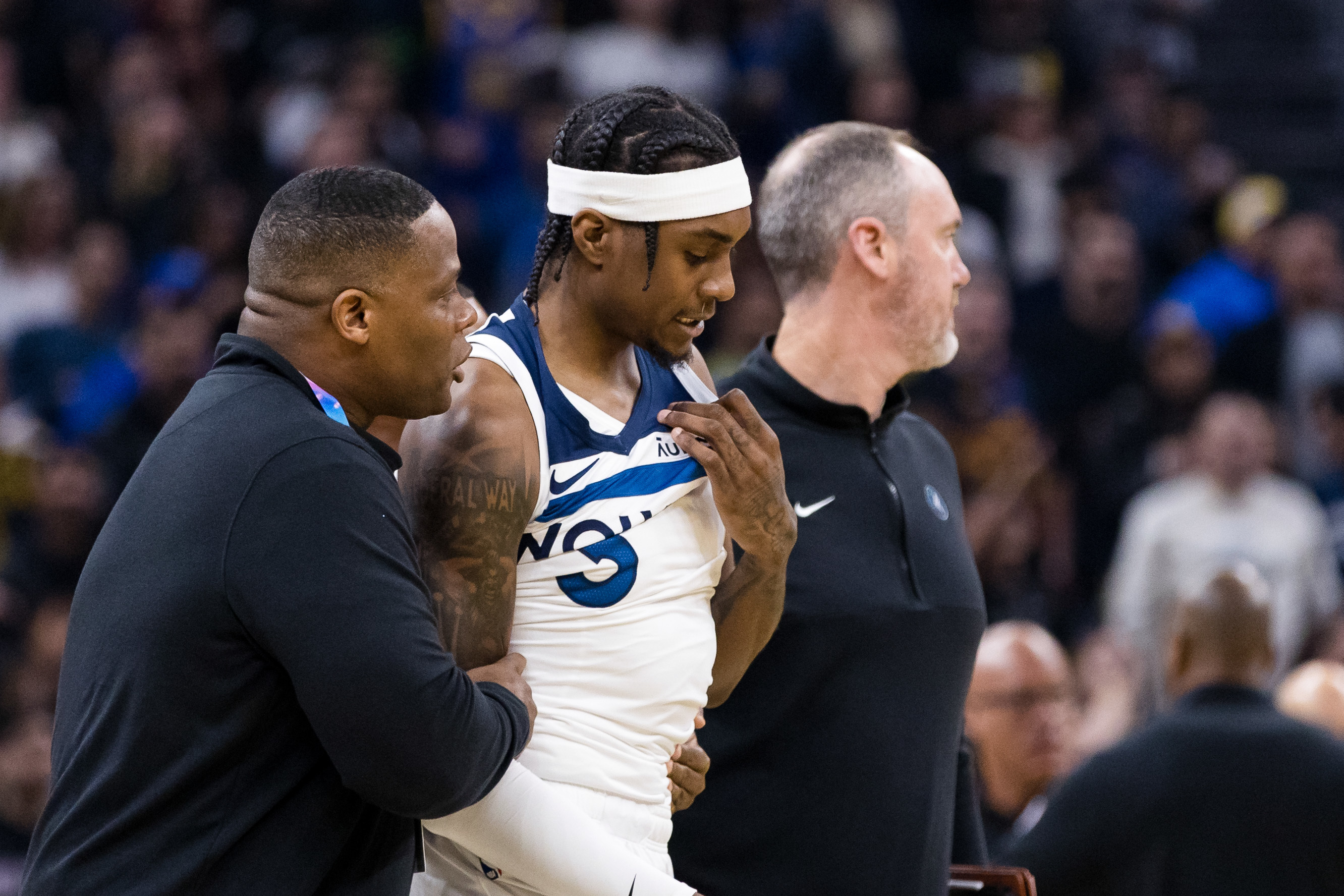 Una noche de peleas y Aldama envuelto en una de ellas, ¿qué ha pasado en la NBA hoy?