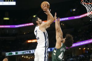 Regresa Santi Aldama en la noche NBA y Memphis Grizzlies nota su impacto