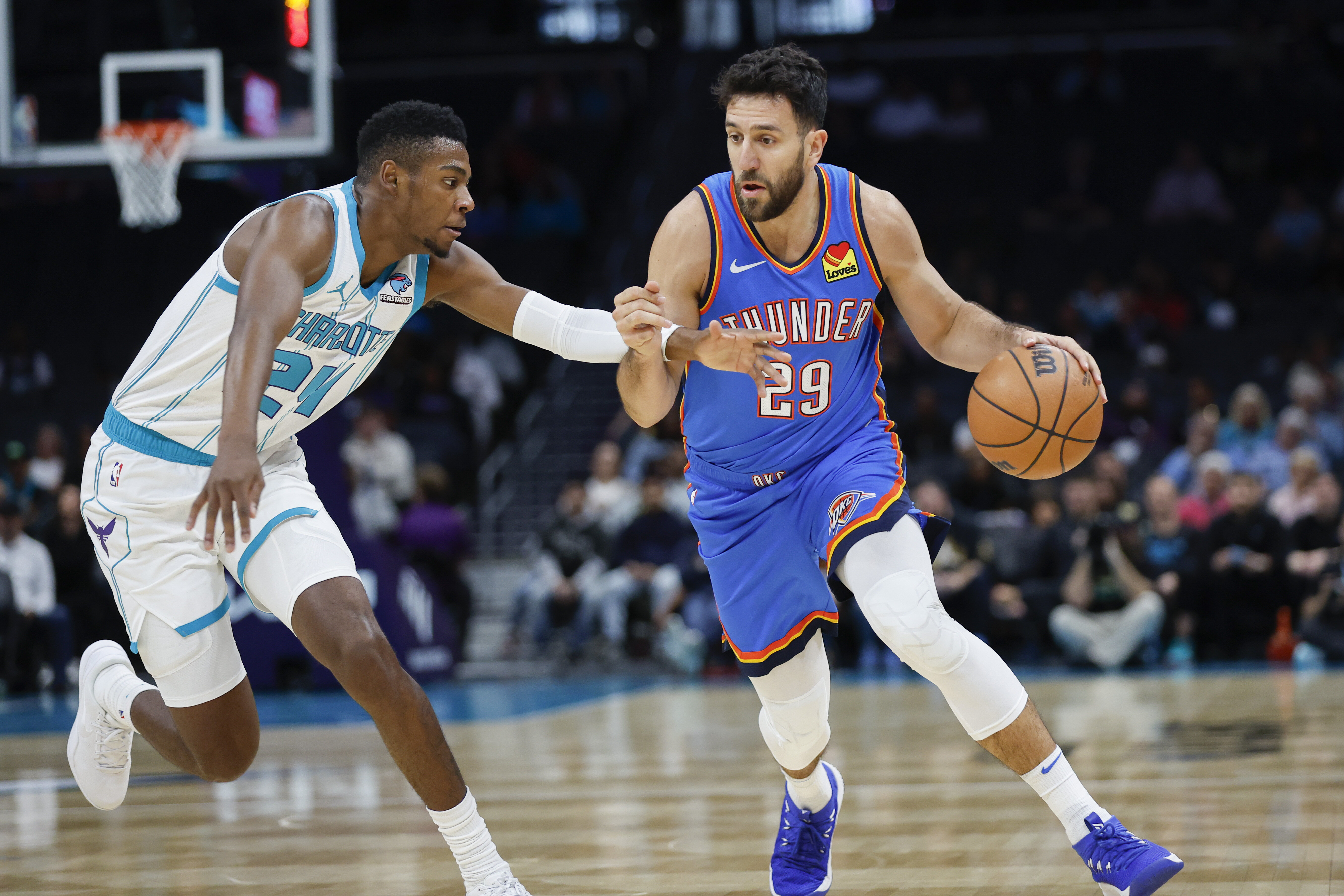 NBA: Vasilije Micic sigue sin minutos en OKC. ¿Debería jugar más?