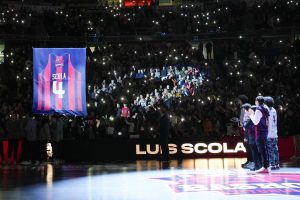 La camiseta de Scola ya flamea en Baskonia