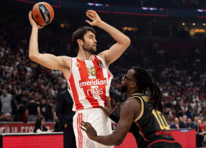 Mike Tobey sobre la crisis de Estrella Roja: “Es la historia de nuestra temporada”