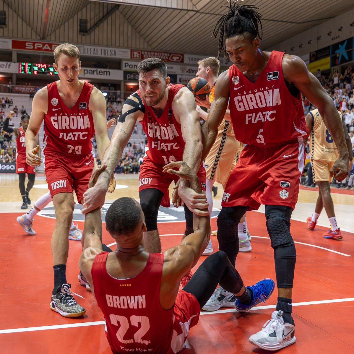 Varese ya tiene al repuesto gironí de Colbey Ross