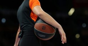 El hecho histórico del arbitraje protagonista en el Joventut vs Venezia