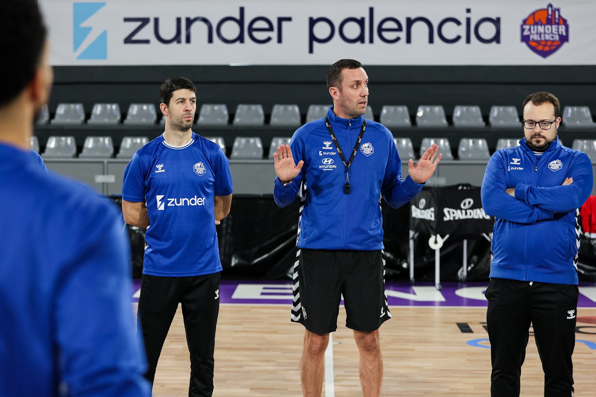 Oficial: Marco Justo despedido por Zunder Palencia