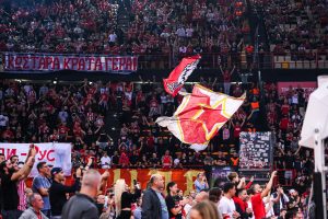 Ya se conoce la sanción para el aficionado de Olympiacos