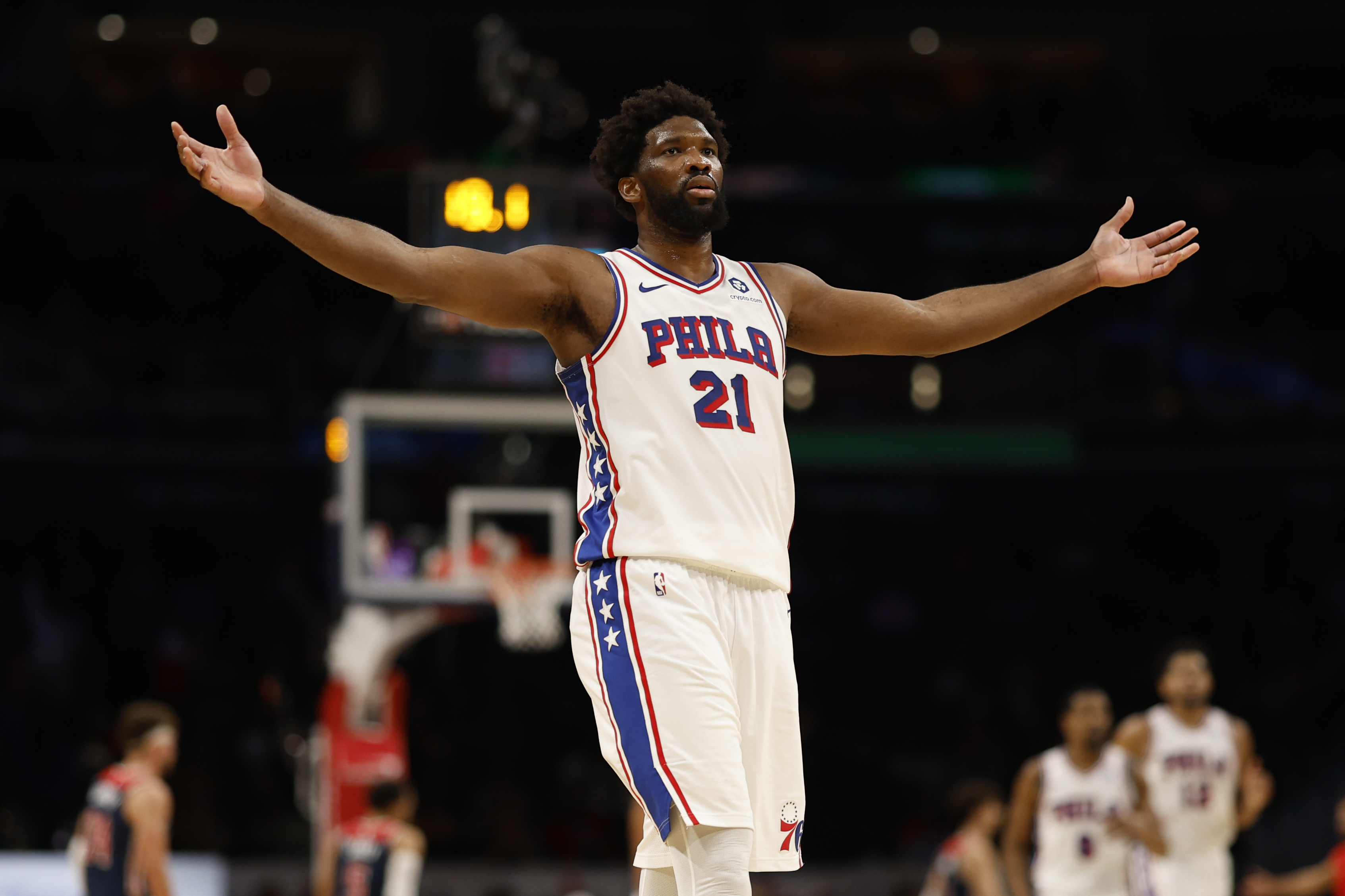 Resultados NBA hoy: Embiid y su tope del curso; Doncic hace historia en una paliza por 50