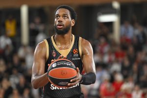 A Jordan Loyd se le acumulan los problemas y dice adiós al 2023