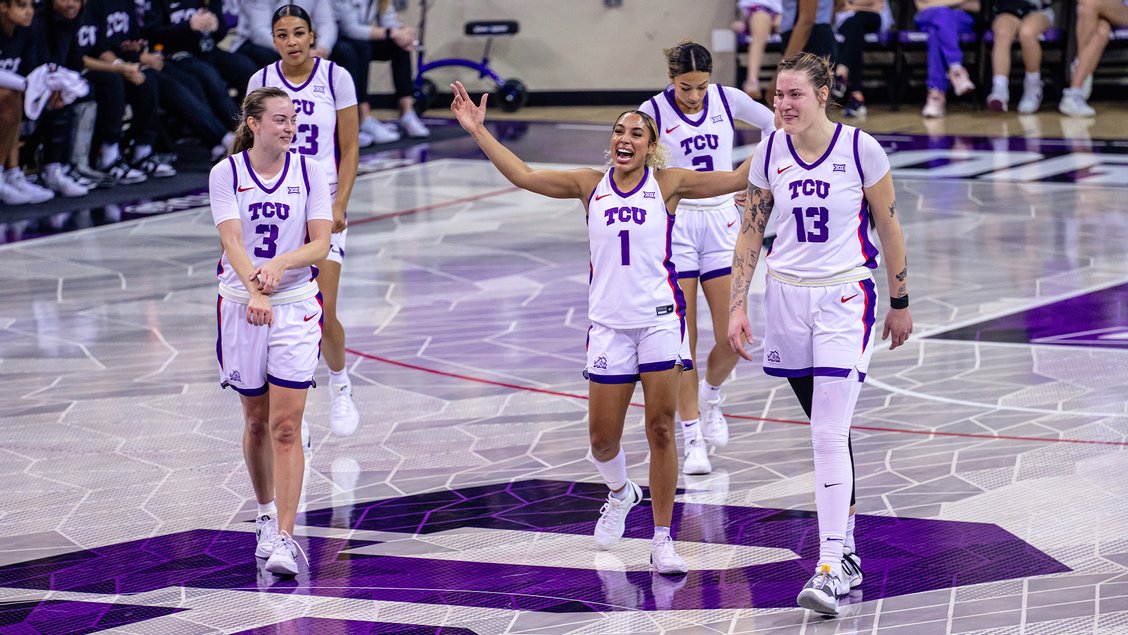 NCAA: TCU y Xavi López marcan un inicio para la historia