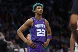 Charlotte Hornets aparta a este jugador del equipo, pero nadie sabe qué le sucede