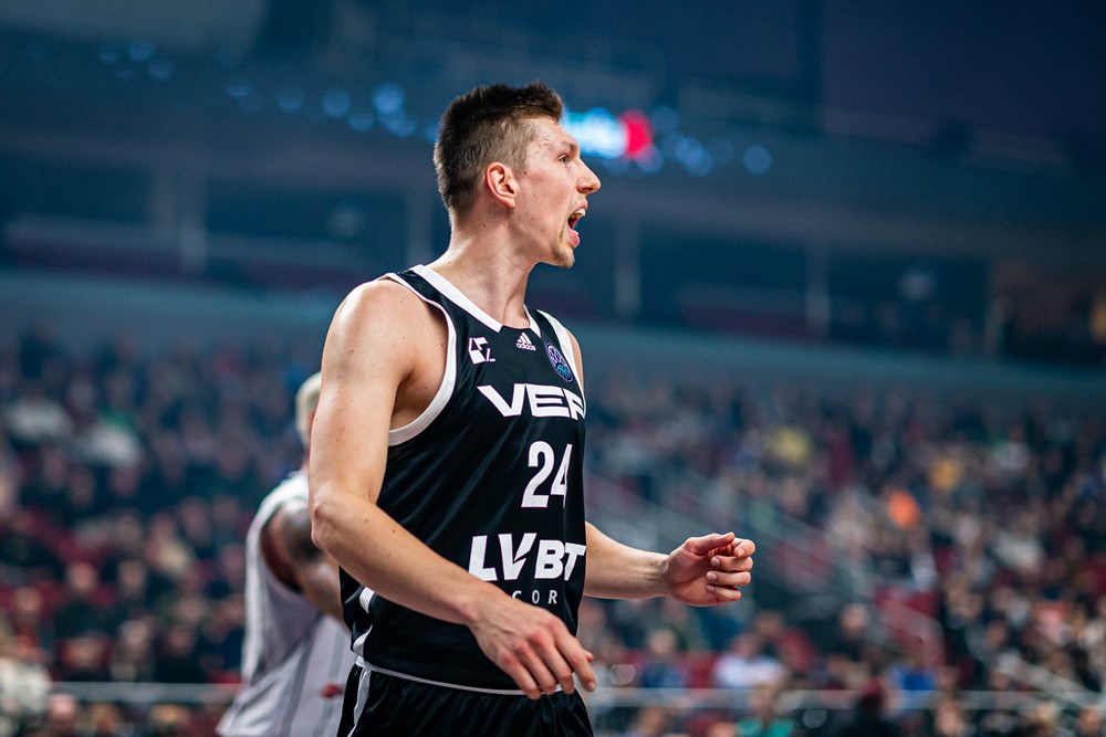 Despido y fichaje en MoraBanc Andorra