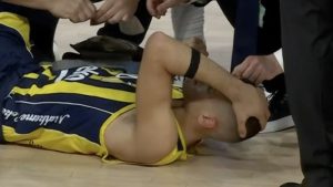 Agresión en la liga turca. Itoudis explota contra el Besiktas