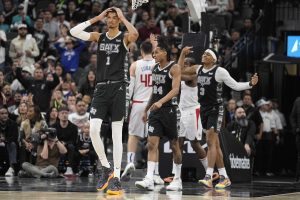Los Spurs en el abismo: alcanzaron la peor racha histórica de la franquicia