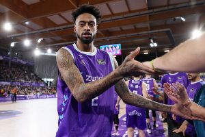 Sigue la maldición del 4 en Zunder Palencia. Otro jugador cortado